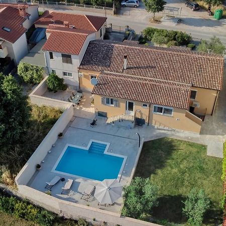 House Dragan 1231 Villa Póla Kültér fotó