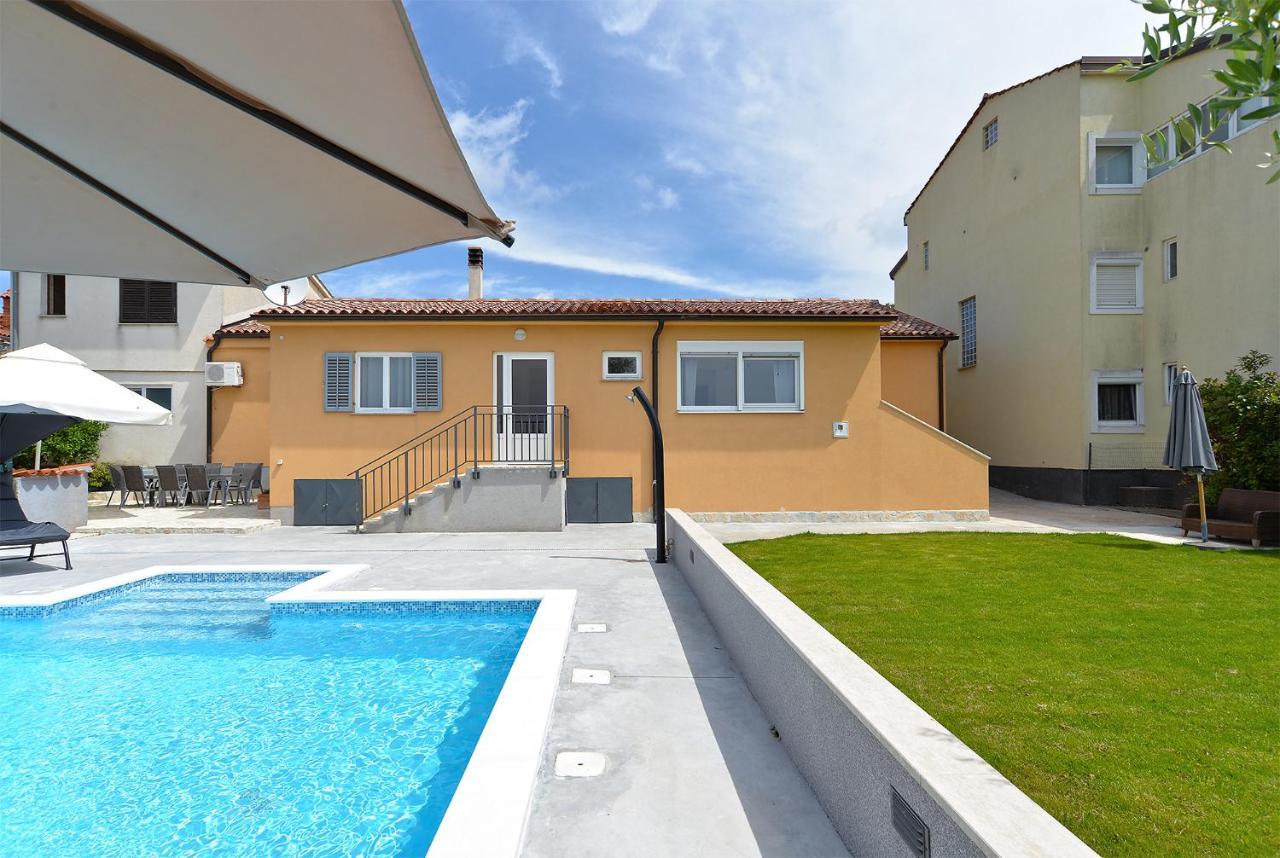 House Dragan 1231 Villa Póla Kültér fotó