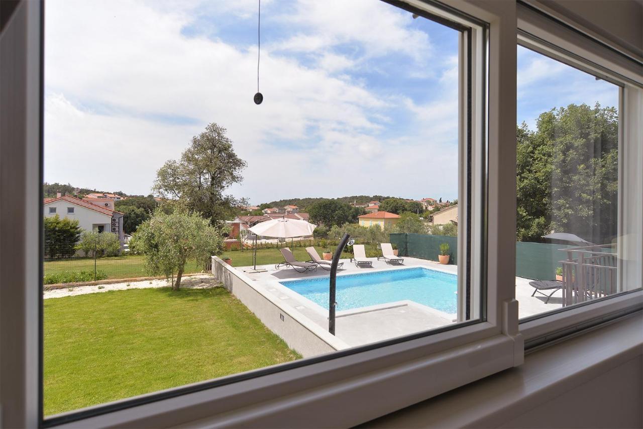 House Dragan 1231 Villa Póla Kültér fotó