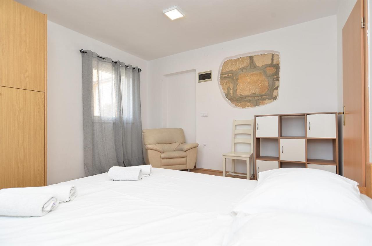 House Dragan 1231 Villa Póla Kültér fotó