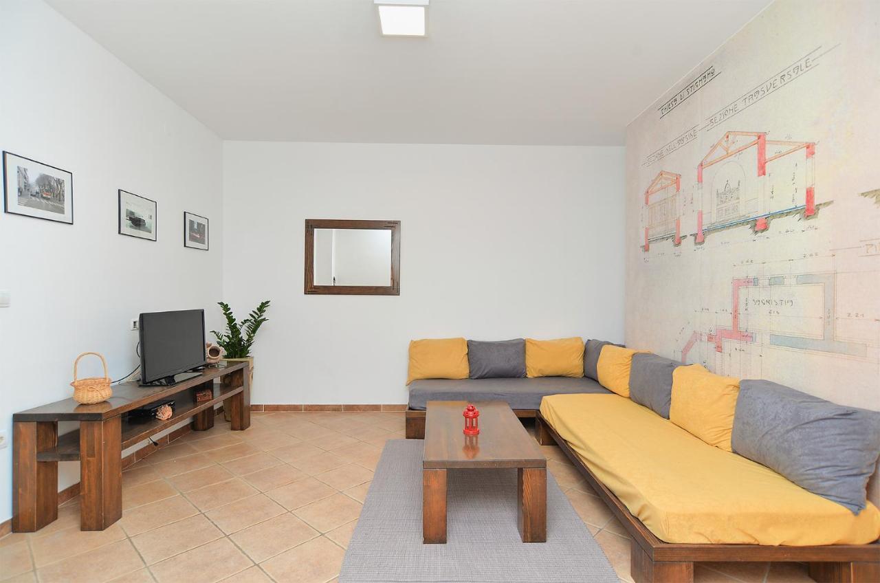 House Dragan 1231 Villa Póla Kültér fotó
