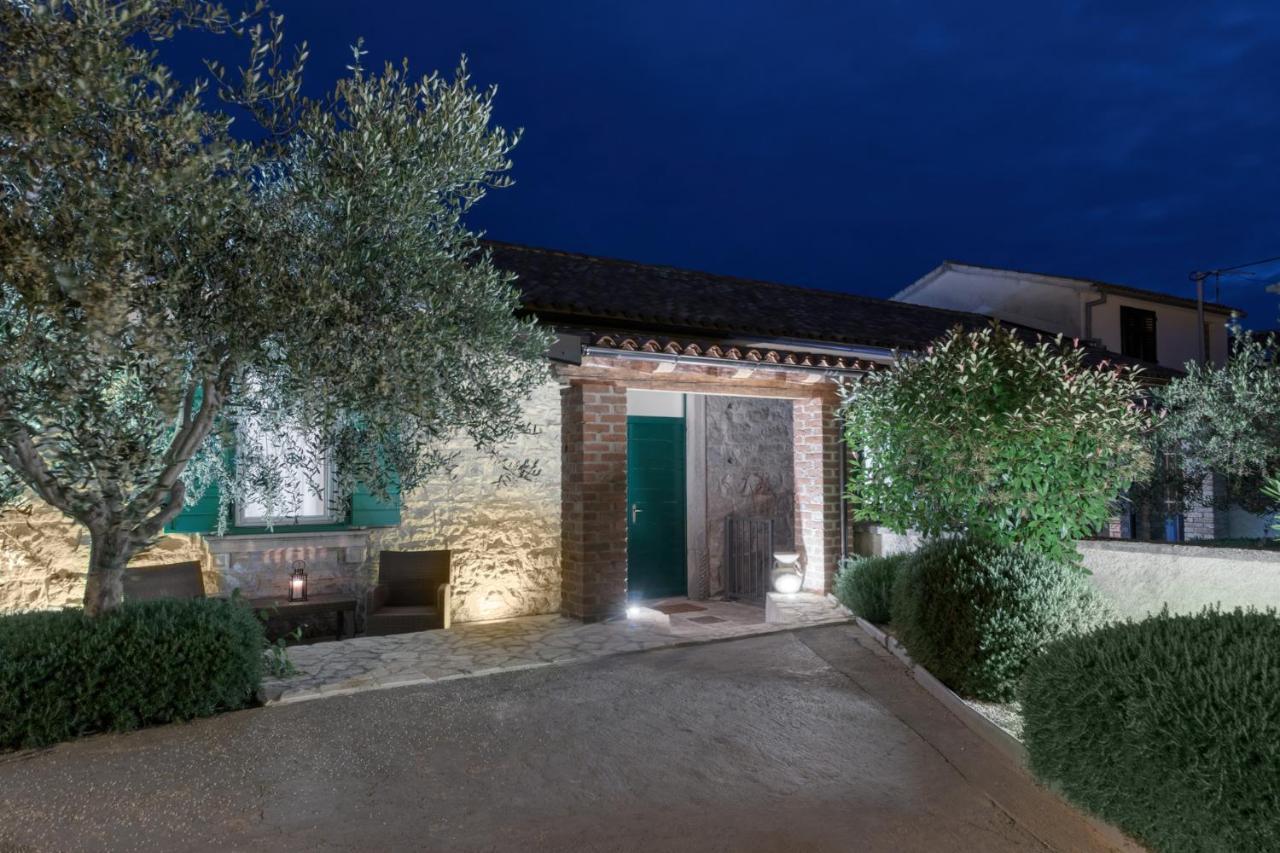House Dragan 1231 Villa Póla Kültér fotó